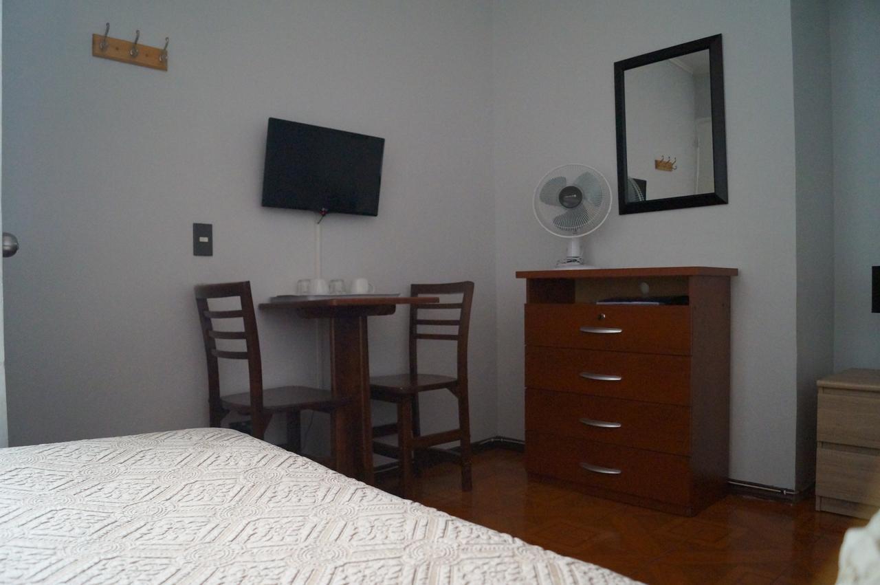 Residencial Universitaria Santiago Exterior photo